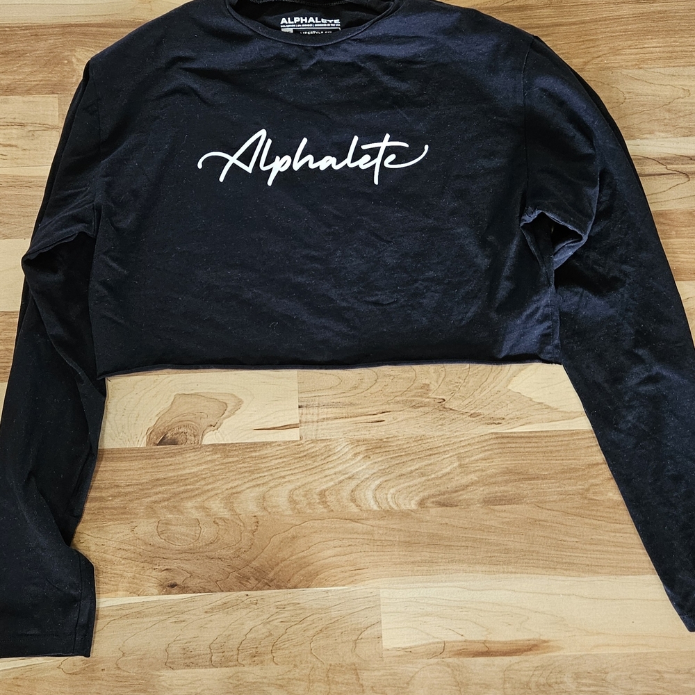Alphalete Black Long Sleeve Crop Top